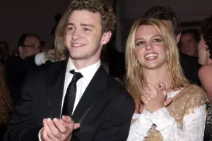 Britni həbs edilən keçmiş sevgilisi Castinə lağ elədi