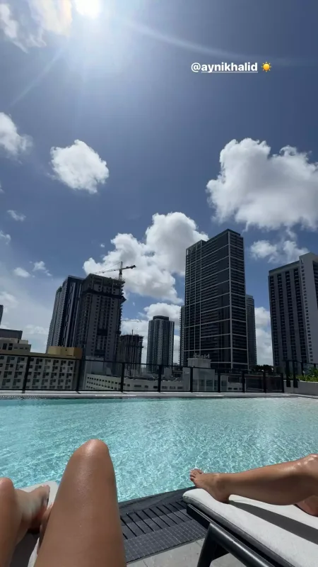 Aynişanla Nəcibənin Mayami macəraları