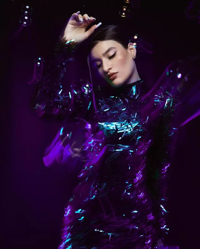 Rəqsanə kiçik qızıyla duet oxudu