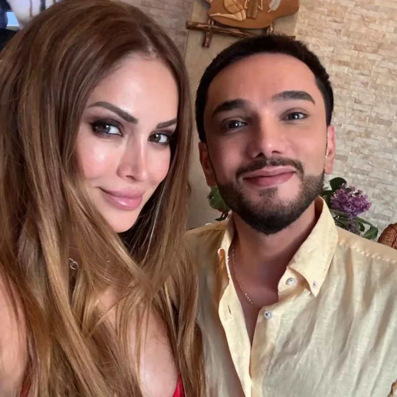 Faiqlə Dilarə Nigarın bağ evində!