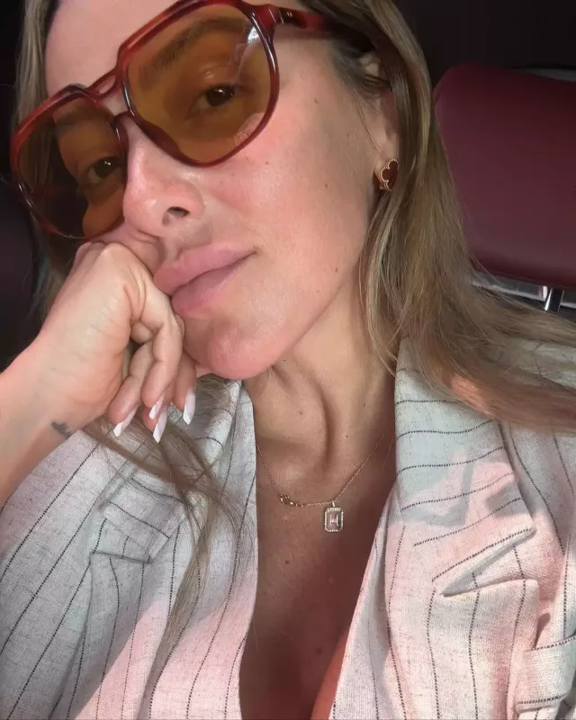 Hadisedən bikinidə foto