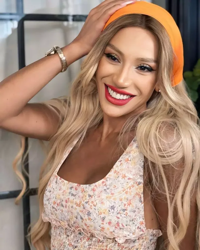 “Ev halımı çox sevirəm”