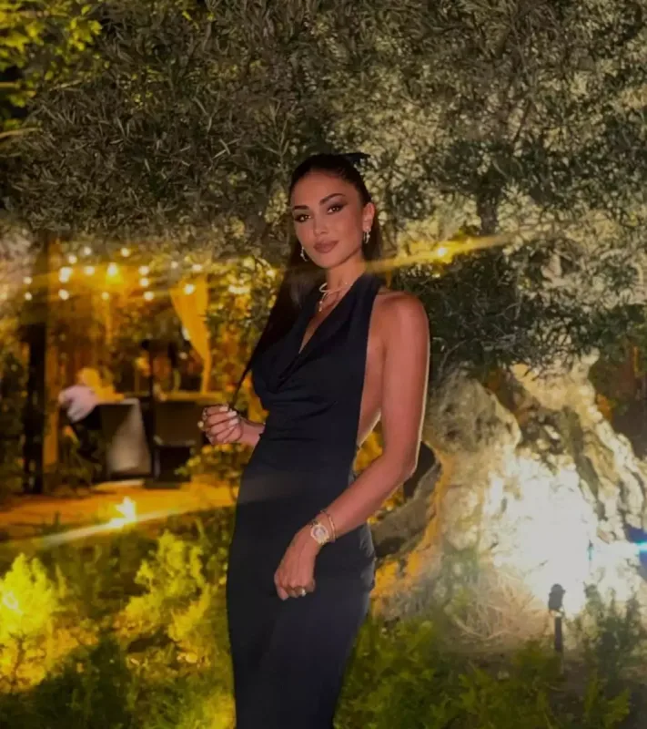 “Güclü qadının düşməni çox olar”