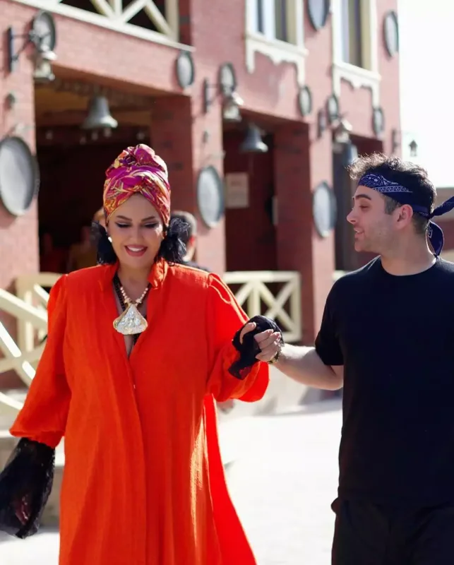 Gülüstan Əliyevadan fərqli obraz!