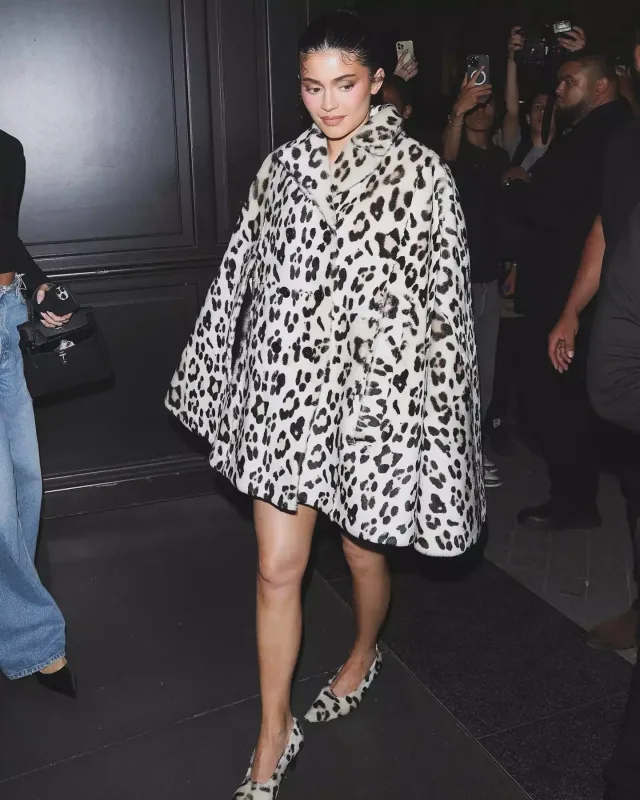 Parisdə dəb yarışı...