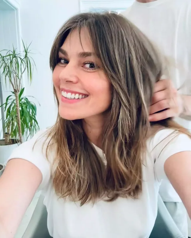 Aslı imicini dəyişdi