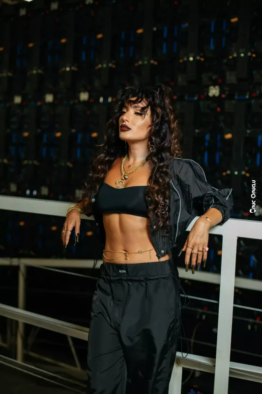 Dilarənin Məzun günü tərzi