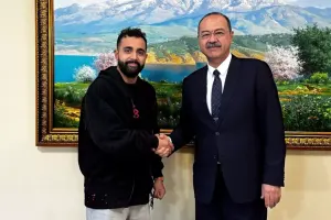 Hüseyn bu ölkənin baş naziri ilə görüşdü