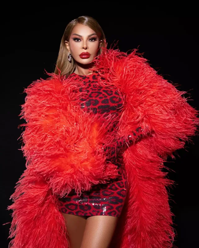 Kazımovadan qırmızılı fotosessiya