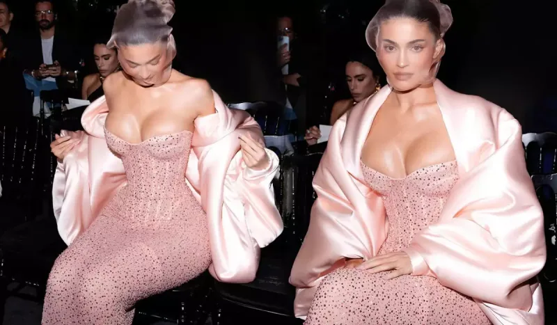 Sinə dekoltesi gündəm oldu