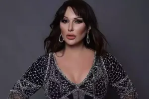 Çimnaz çılpaq şəkillərini bu qiymətə satışa çıxardı