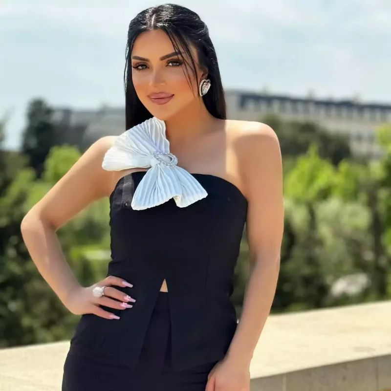 Fəxri onları tanımadı...