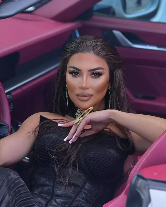 Fəxri onları tanımadı...