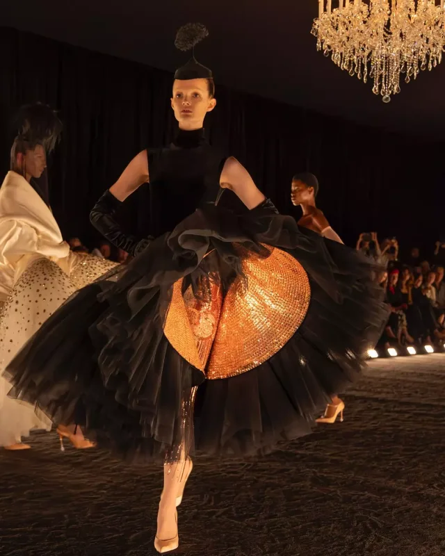 “Schiaparelli”dən möhtəşəm kolleksiya!