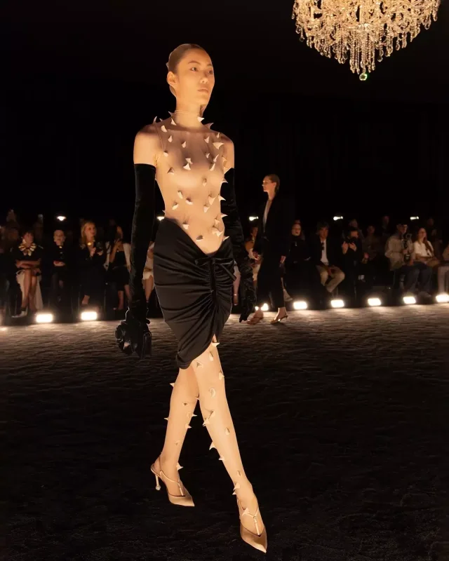 “Schiaparelli”dən möhtəşəm kolleksiya!