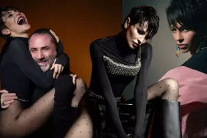 Günaydan Azərbaycanda iddialı fotolar