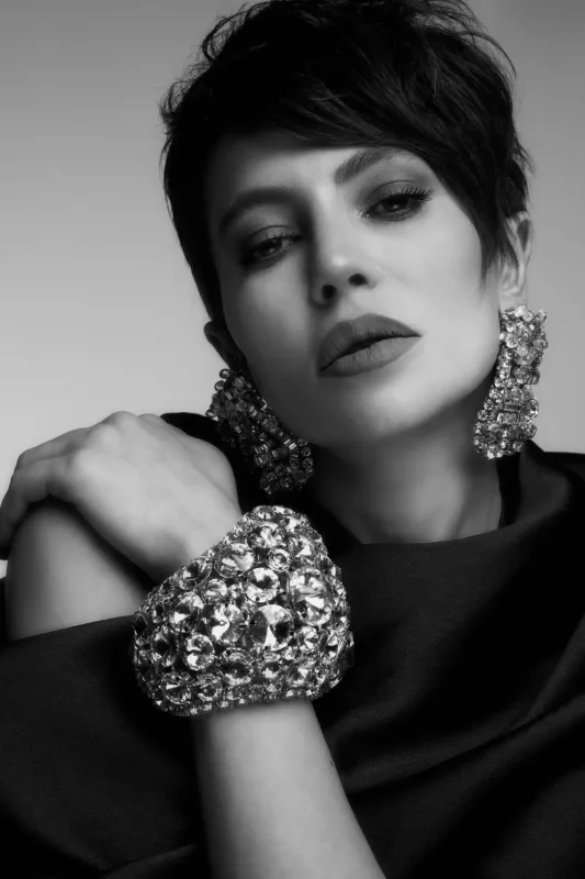 Günaydan Azərbaycanda iddialı fotolar