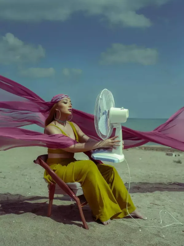 Günaydan dəniz kənarında fərqli çəkiliş!