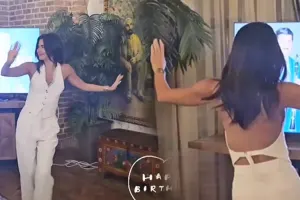 Nəsrindən Tərəkəmə rəqsi - Video