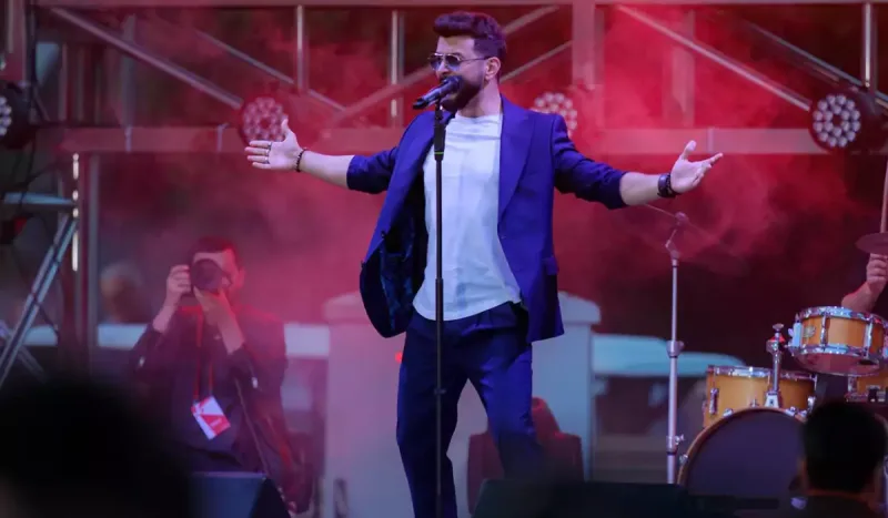 Mərdan 20 min nəfərə konsert verdi