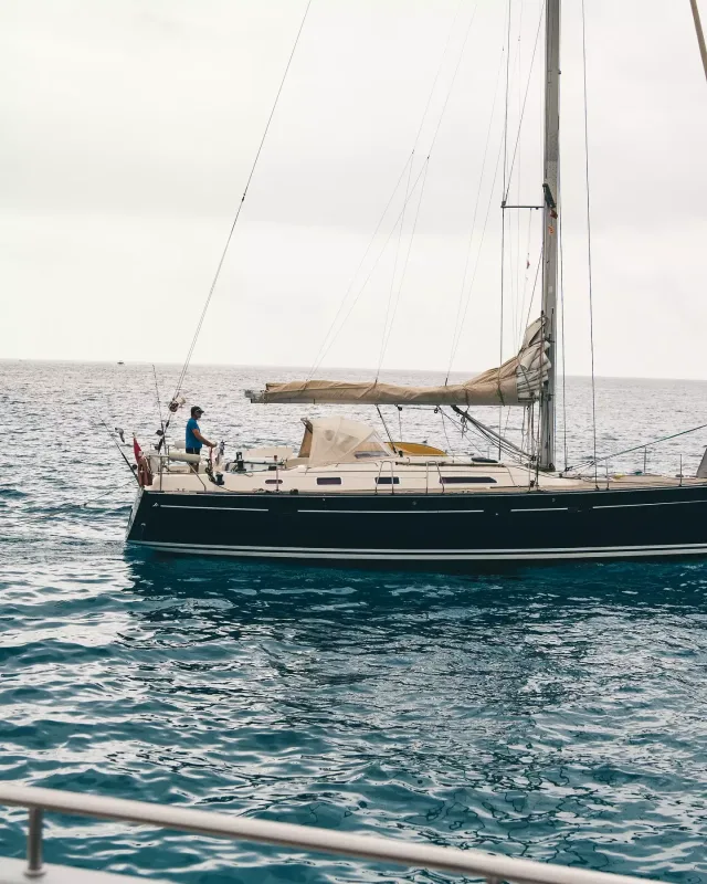 Soyunmağa doymayan Maluma