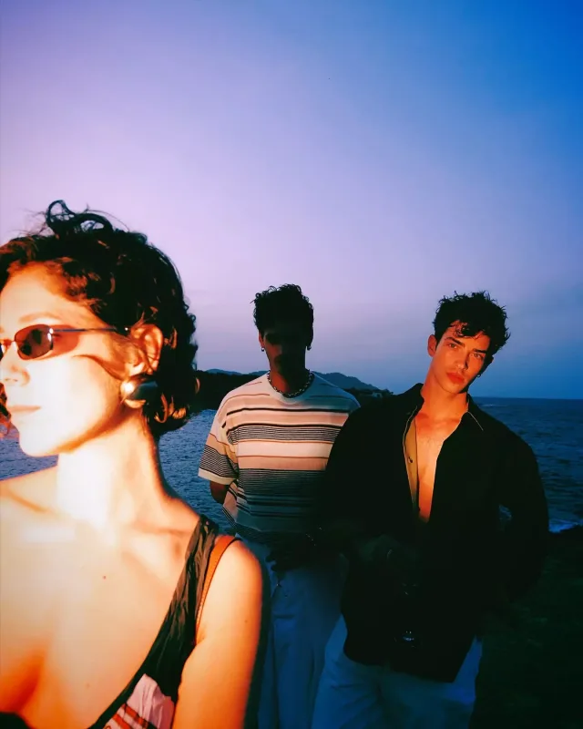 “Elite”in ulduzundan tətil fotoları