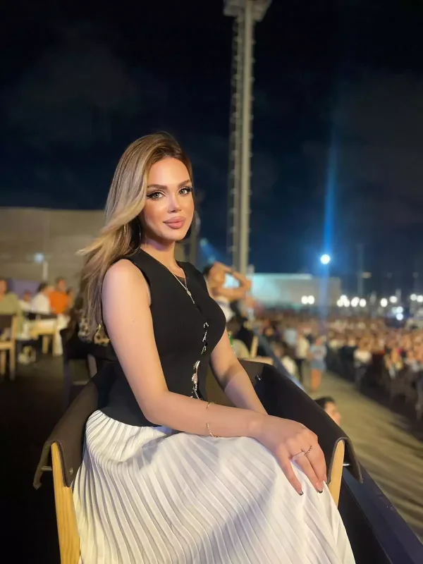 Pərvanə “Elgizlə izlə”dən ayrıldı