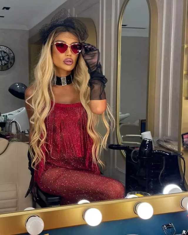 Röya Ayxanın konsert “look”u