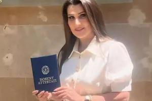 Xalq artisti dosent attestatı aldı