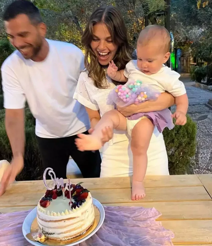 Aslının qızı 1 yaşında!