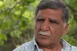 67 yaşlı aktyor fəhləlik edir?