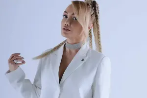 “Qızların qucağına 2-3 uşaq verib atırlar”