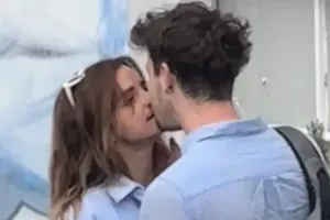 Emma Vatson yeni sevgilisi ilə