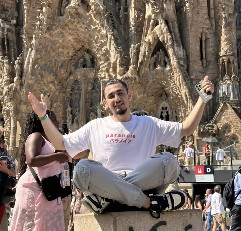 Ailəlikcə tətilə getdilər