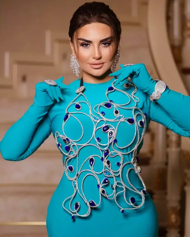 Şəbnəmdən firuzəyi “look”