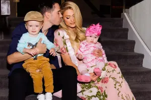 Perisdən ailəsi ilə fotolar