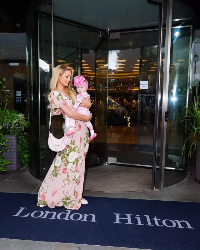 Perisdən ailəsi ilə fotolar