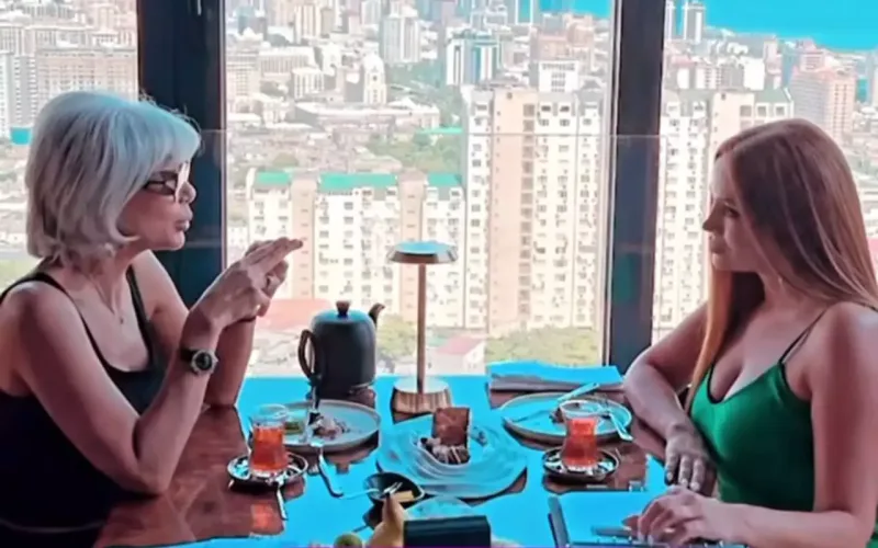 Nigar Camal Nərgiz Cəlilova ilə