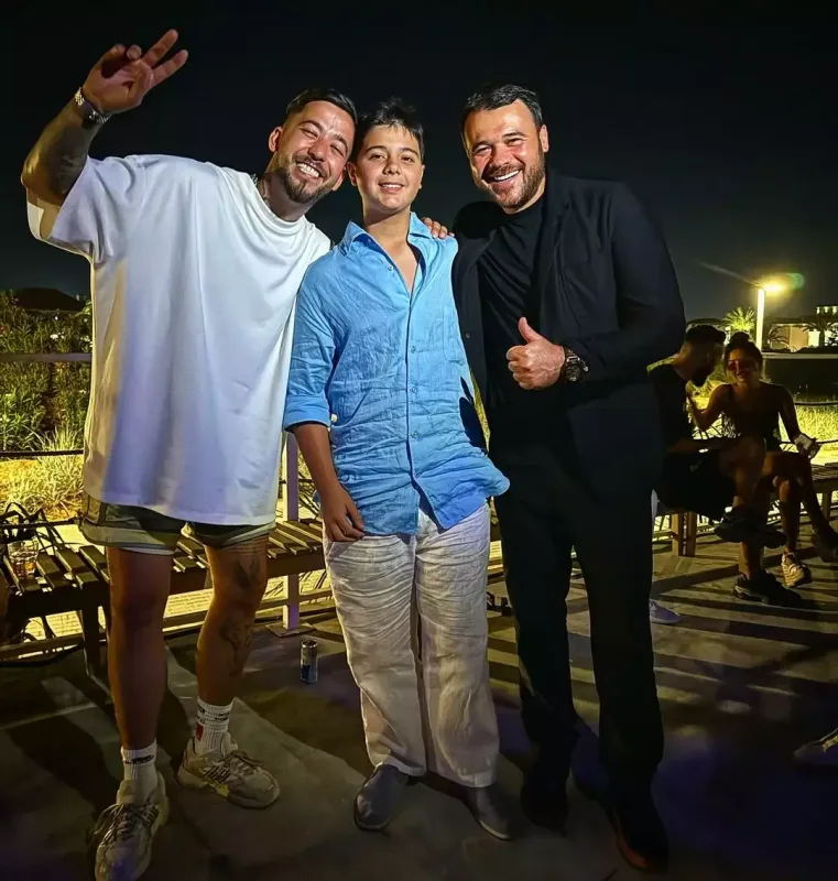 Mahmut Orhan Emin Ağalarov və oğlu ilə