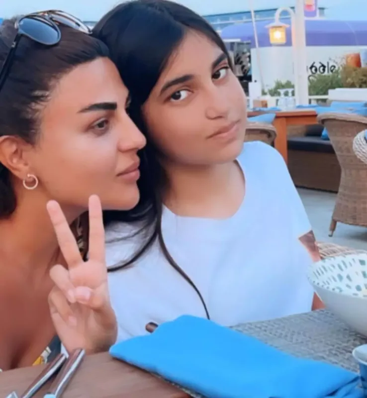 “Ən gözəl sevgim sənsən, qızım”