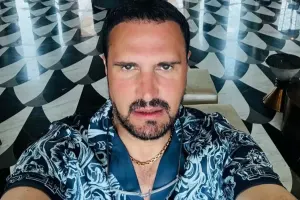 “Niyə azərbaycanca bilmirsən?” - Türkiyədə irad tutdu