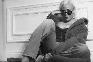 “Necəsiniz, kasıblar?”