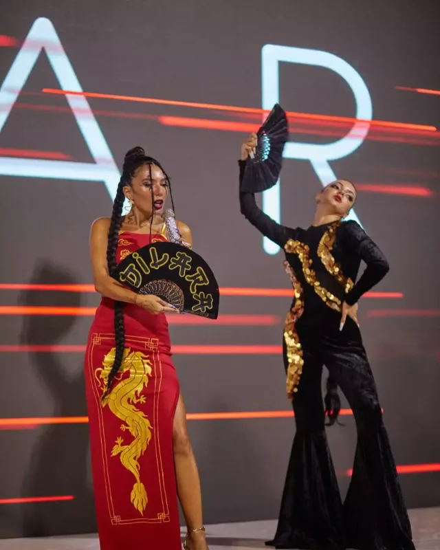 Dilarə çinli qızlar kimi...