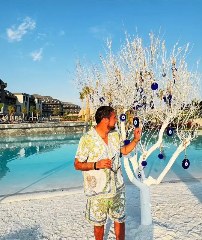 Nadirin istirahət şəkilləri