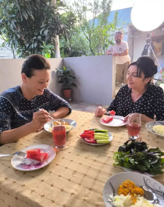 Həmidə Ömərova “Sara”da!