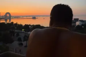 Ceyson Derulo Bakıdan paylaşım etdi