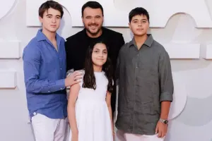 Emin Ağalarov ailəsi ilə...