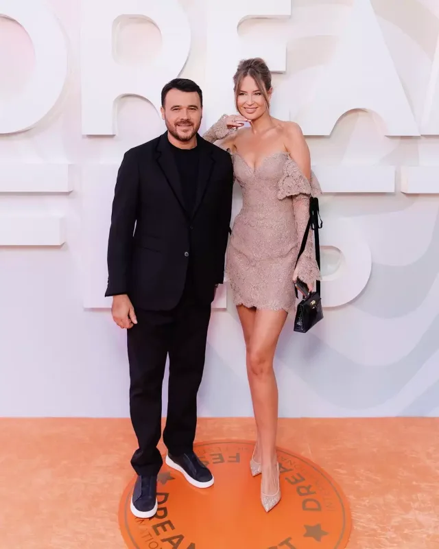 Emin Ağalarov ailəsi ilə...