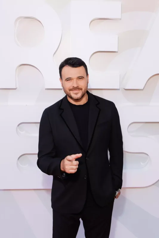 Emin Ağalarovun anası, övladları və xanımı... - Fotolar