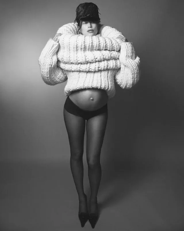 Heyli Biberin hamiləlik fotosessiyası